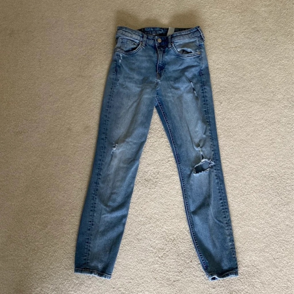 H&M ripped girlfriend jeans